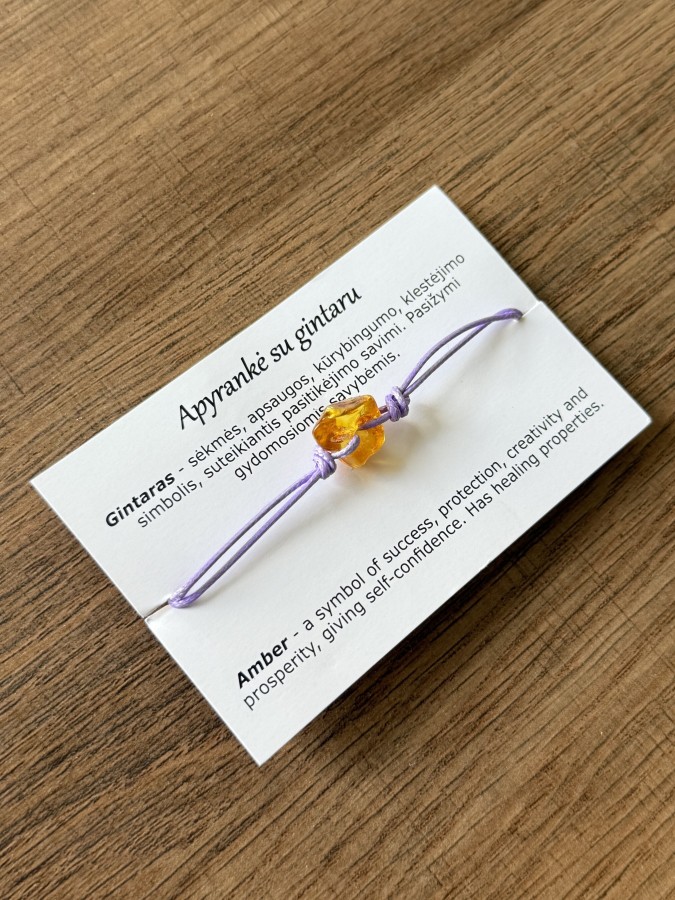Violetinio siūlo apyrankė su gintaru